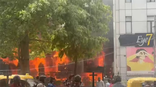 Delhi fire 